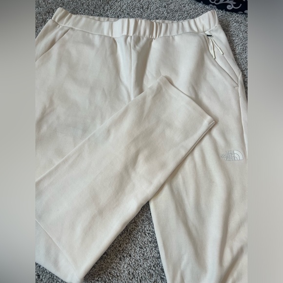 The North Face Pants - Picture 2 of 7